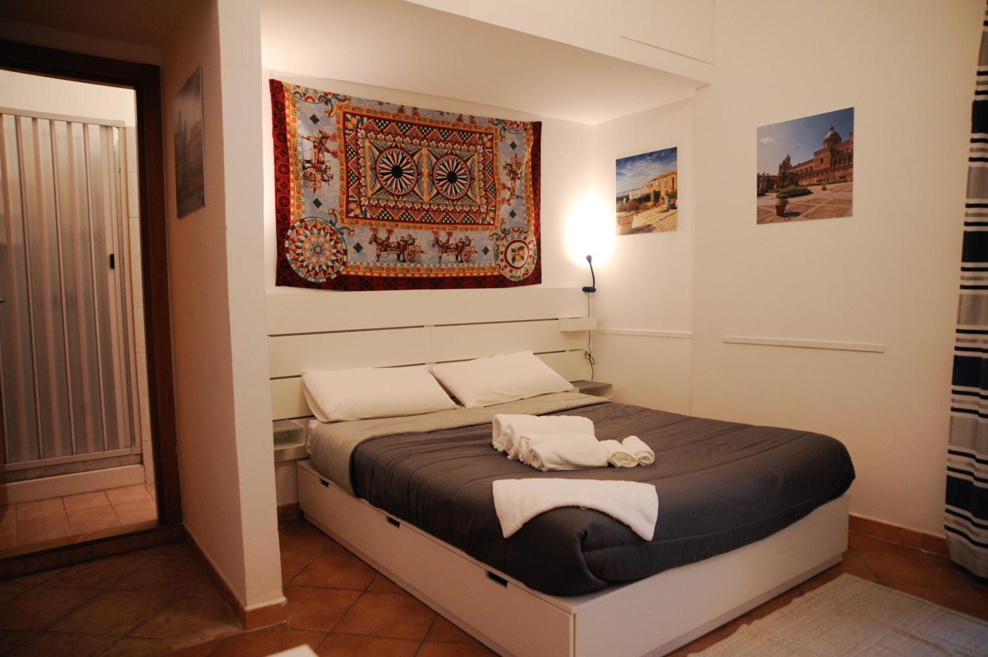 Le Finestre Su Ballaro Palermo Ngoại thất bức ảnh